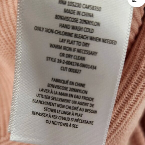 Equipment Femme Islet Pullover top, Pink XS *As worn by Jenna Ortega! - Picture 7 of 7